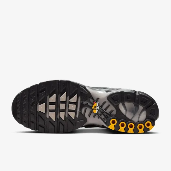 Кросівки Nike Air Max Plus Cordura IM5983-070