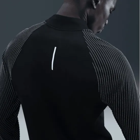 Толстовка Nike Dri-FIT 1/2-Zip Running With Reflective Design Accents IM6280-010