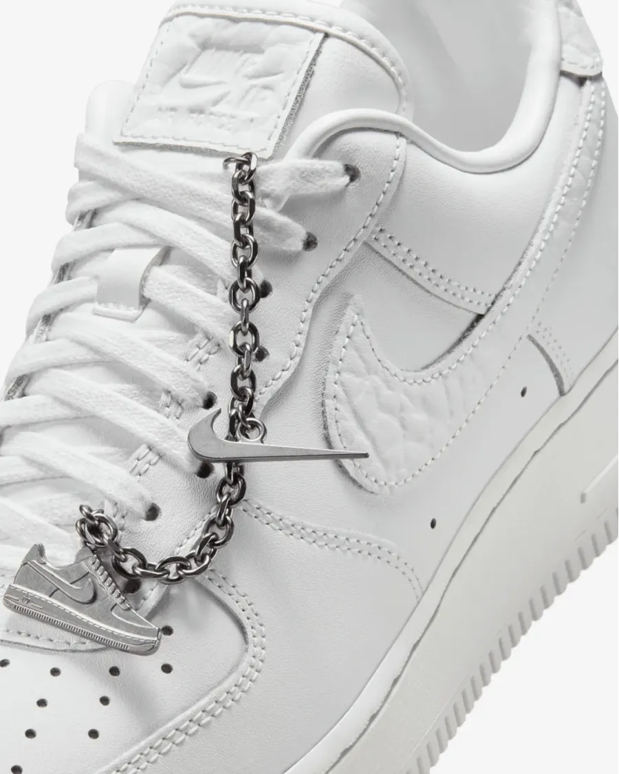 Кросівки Nike Air Force 1 '07 Low IM6485-121