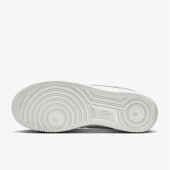 Кросівки Nike Air Force 1 '07 Low IM6485-121