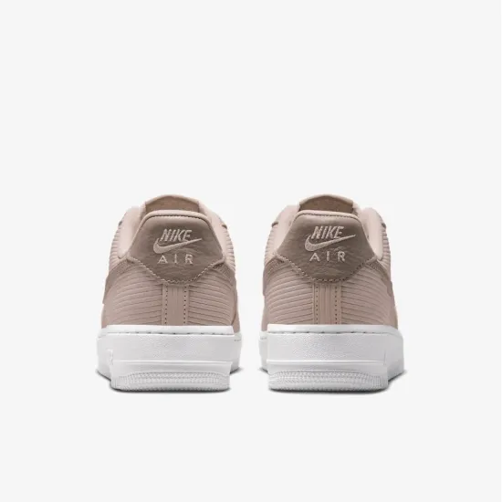 Кросівки Nike Air Force 1 07 IM6533-602