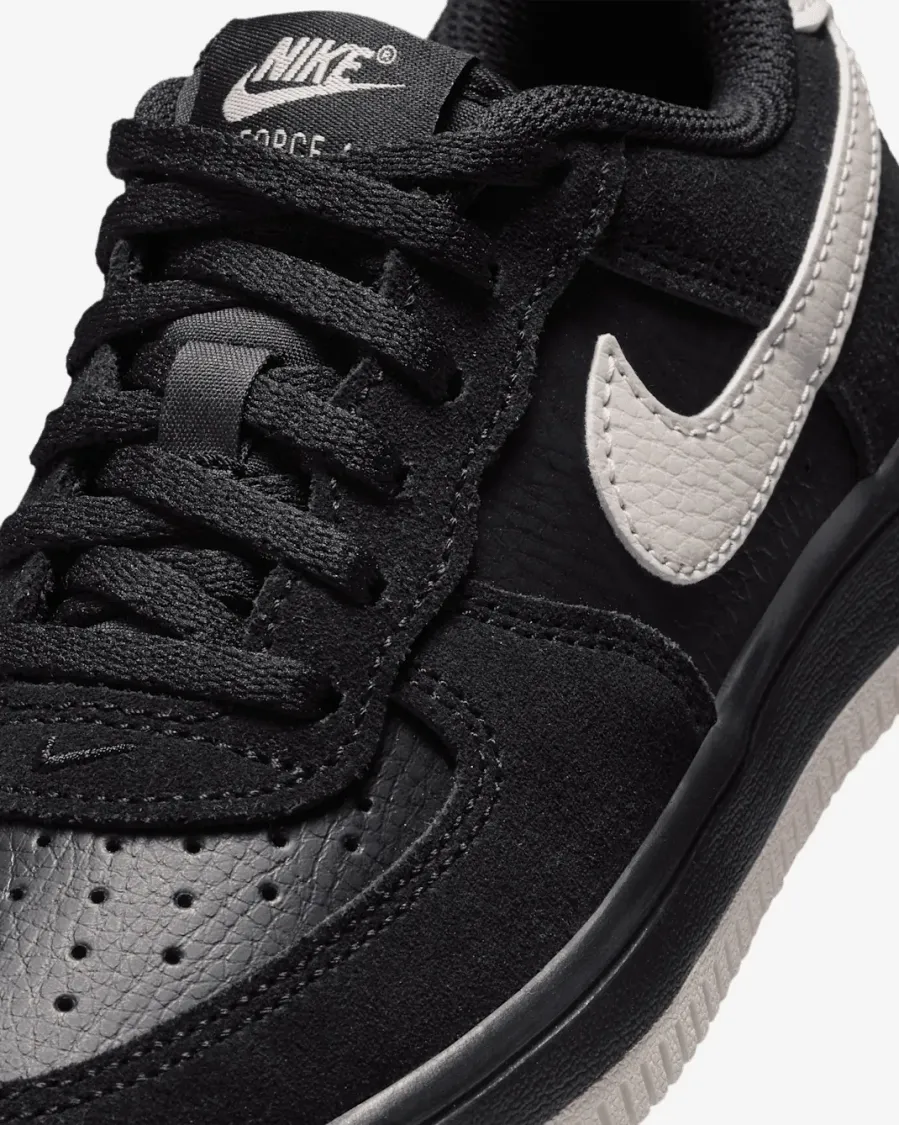 Кросівки Nike Force 1 Low LV8 2 IM8000-001