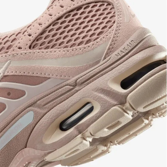 Кросівки Nike Air Max Moto 2K IM9570-200