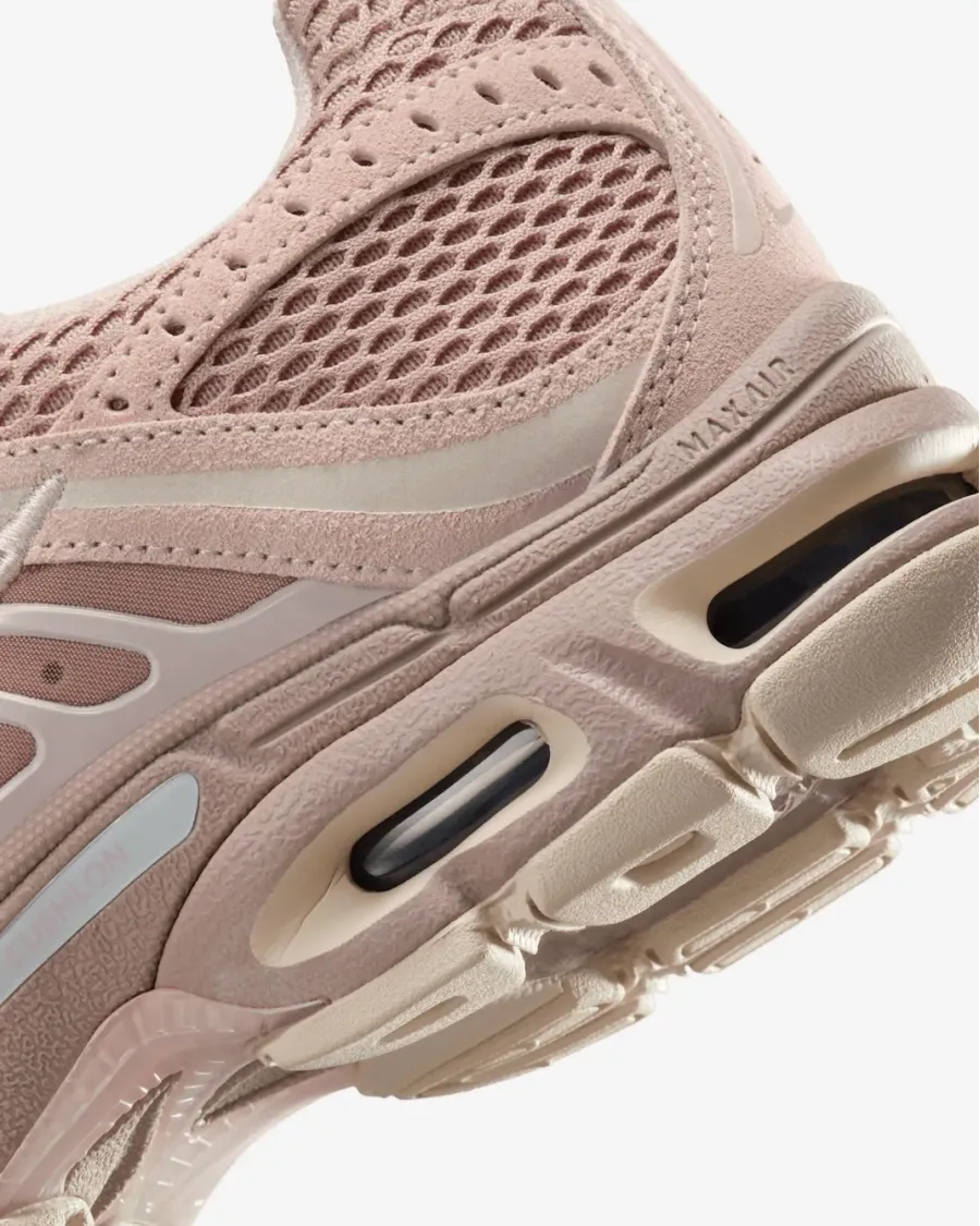Кросівки Nike Air Max Moto 2K IM9570-200