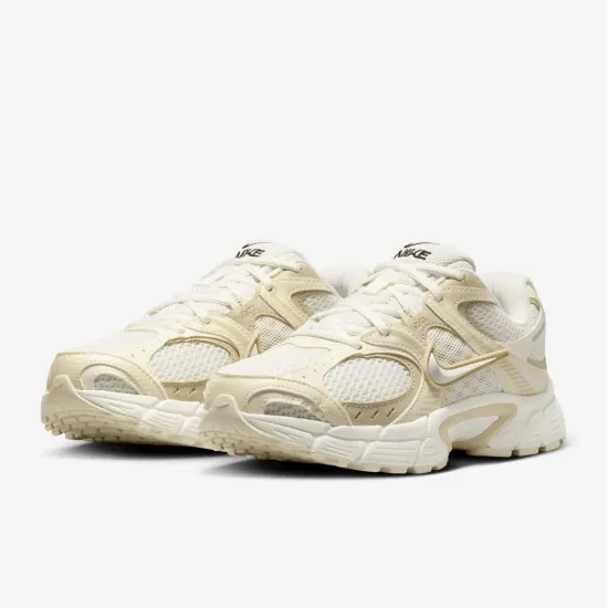 Кросівки Nike V5 RNR SE IO0464-101