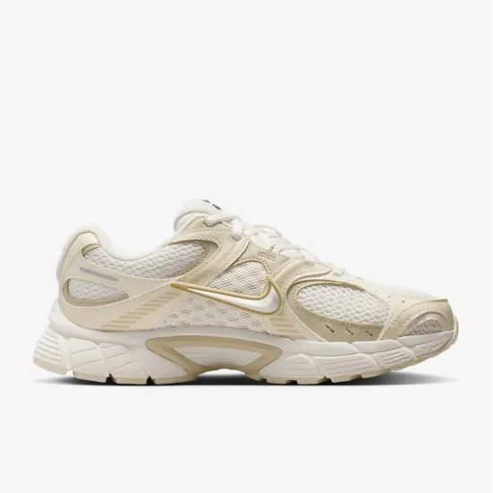 Кросівки Nike V5 RNR SE IO0464-101