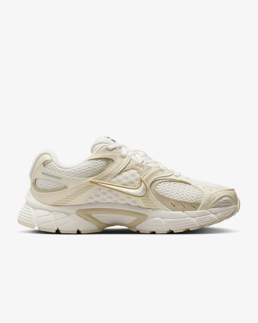Кросівки Nike V5 RNR SE IO0464-101