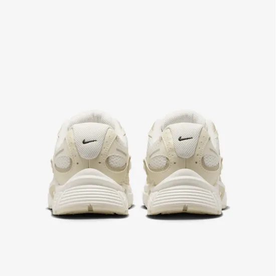 Кросівки Nike V5 RNR SE IO0464-101
