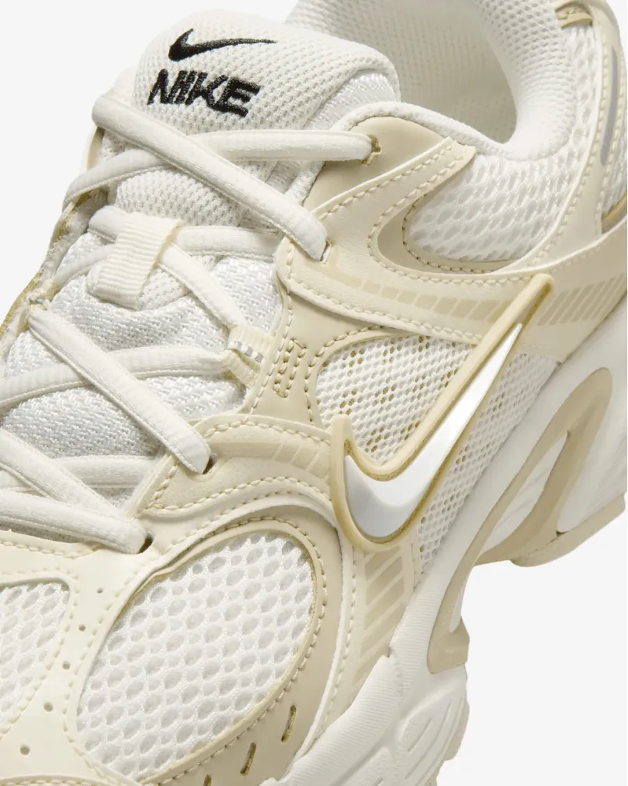 Кросівки Nike V5 RNR SE IO0464-101