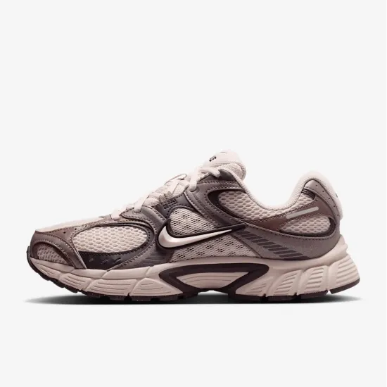 Кросівки Nike V5 RNR SE IO0464-600