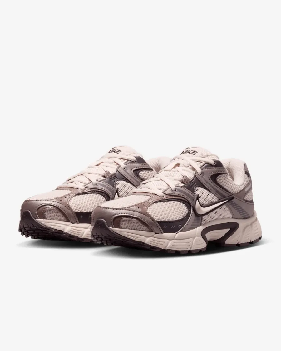 Кросівки Nike V5 RNR SE IO0464-600