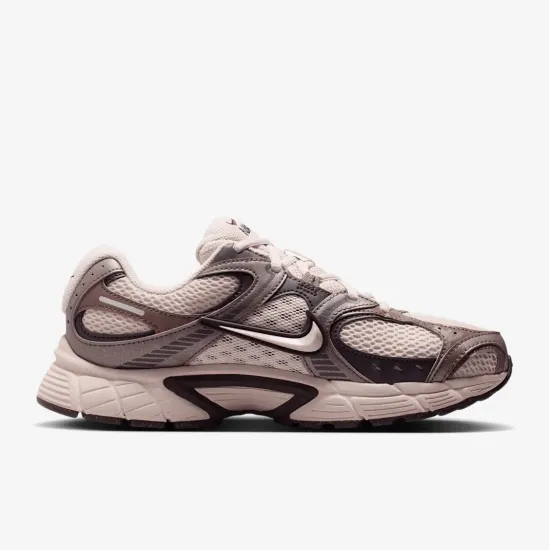 Кросівки Nike V5 RNR SE IO0464-600