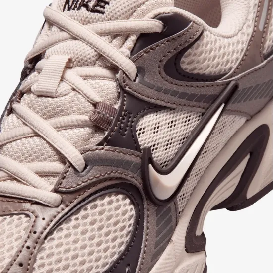 Кросівки Nike V5 RNR SE IO0464-600