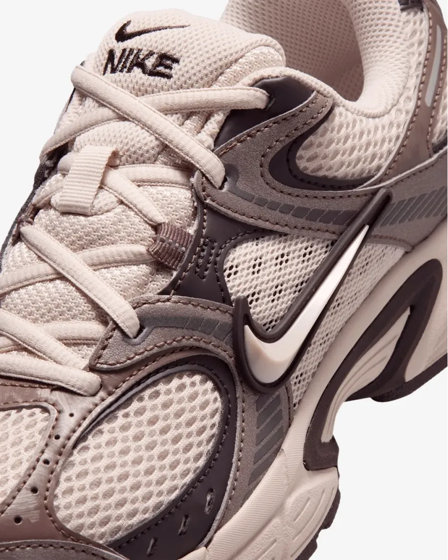 Кросівки Nike V5 RNR SE IO0464-600