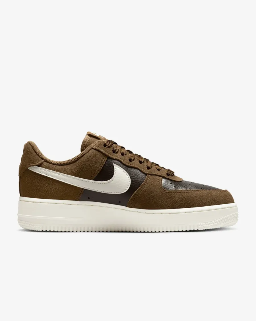 Кросівки Nike Air Force 1 '07 IO1914-235