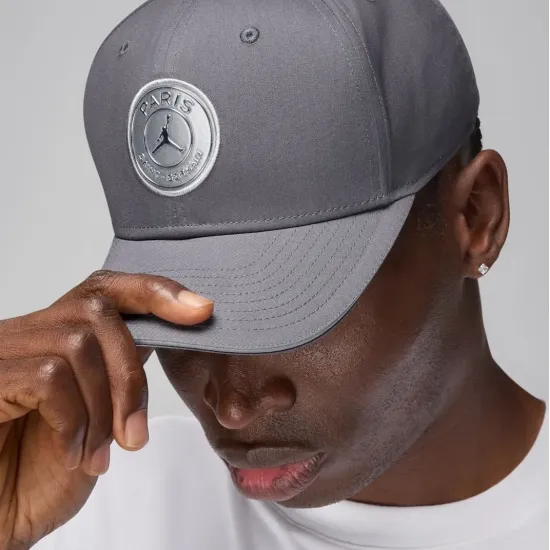 Кепка Nike Air Jordan PSG Rise Structured Hat IO4452-014