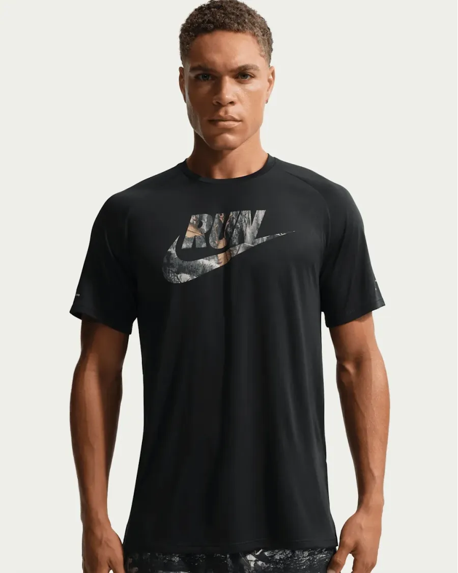 Футболка Nike Stride Dri-FIT IO7980-010