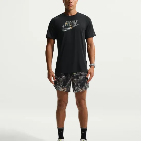 Футболка Nike Stride Dri-FIT IO7980-010