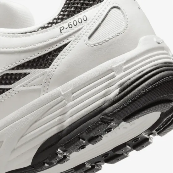 Кросівки Nike P-6000 IO8711-101