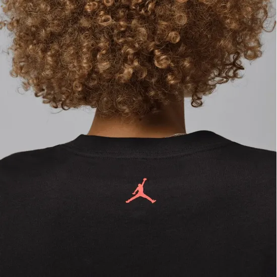 Футболка Nike Air Jordan Sport Heritage Dri-FIT Graphic IO8722-010