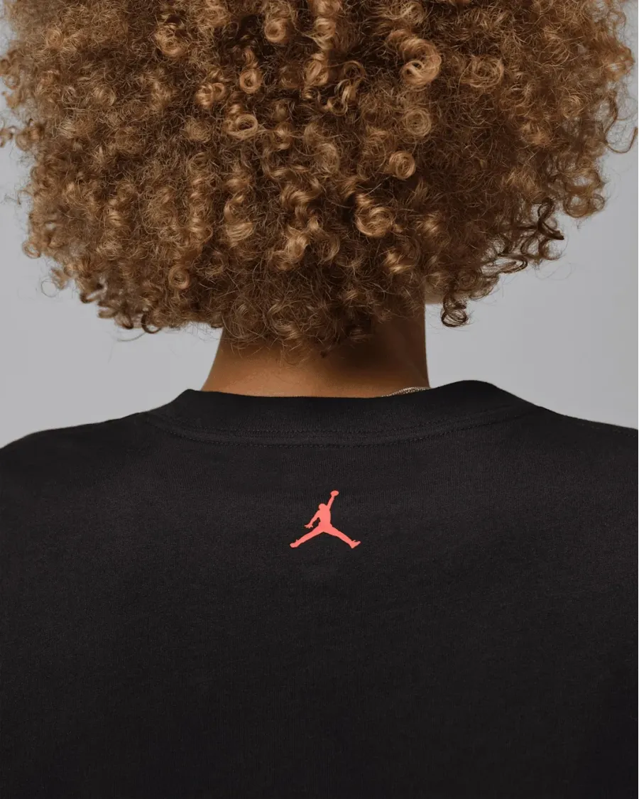 Футболка Nike Air Jordan Sport Heritage Dri-FIT Graphic IO8722-010
