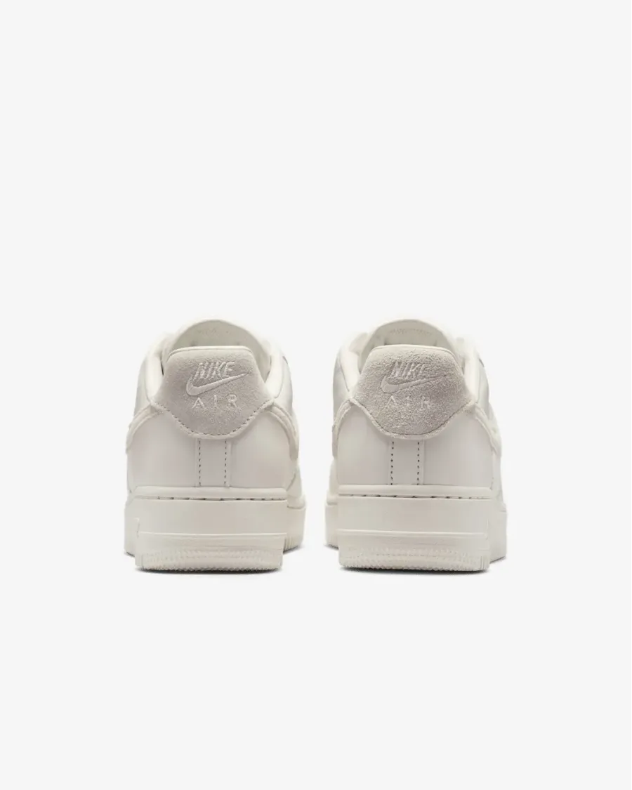 Кросівки Nike Air Force 1 '07 IQ0275-030