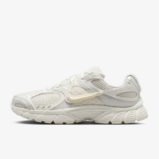 Кросівки Nike V5 RNR IQ0276-030