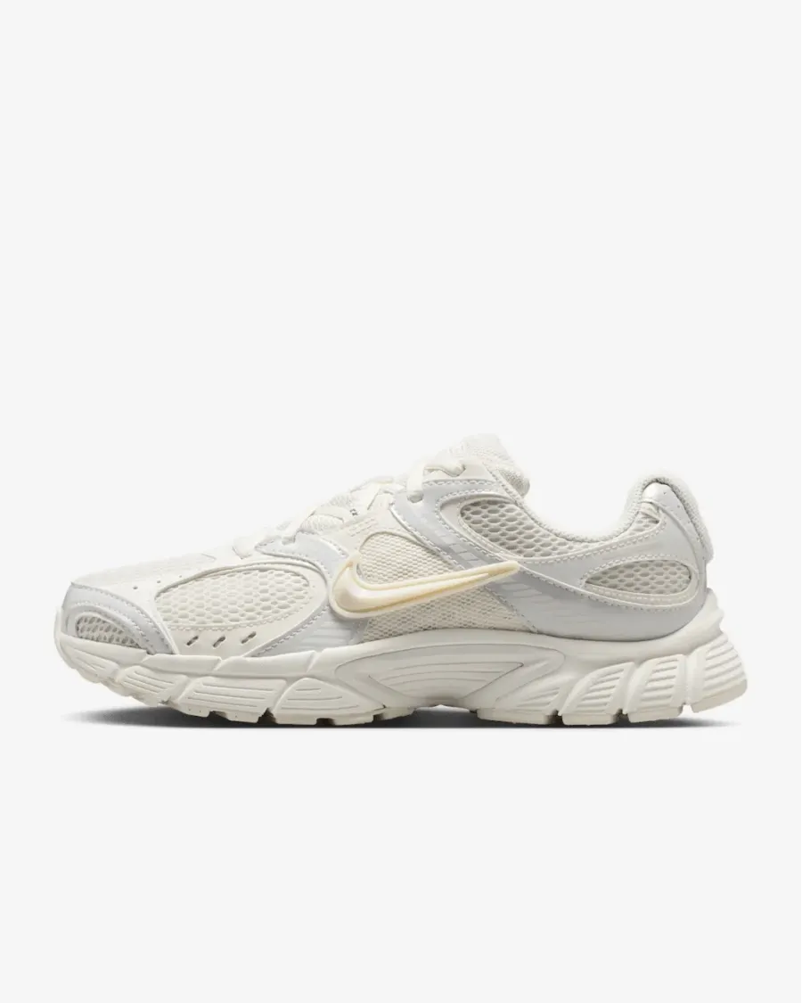 Кросівки Nike V5 RNR IQ0276-030