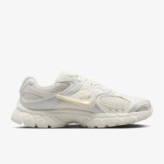 Кросівки Nike V5 RNR IQ0276-030