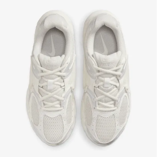 Кросівки Nike V5 RNR IQ0276-030