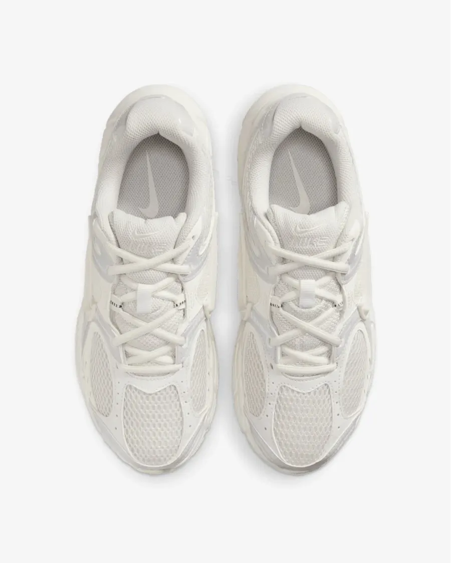 Кросівки Nike V5 RNR IQ0276-030