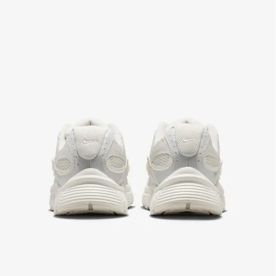 Кросівки Nike V5 RNR IQ0276-030
