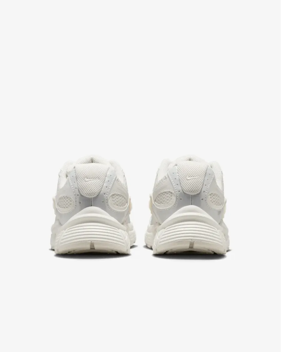 Кросівки Nike V5 RNR IQ0276-030