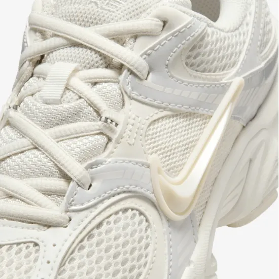 Кросівки Nike V5 RNR IQ0276-030