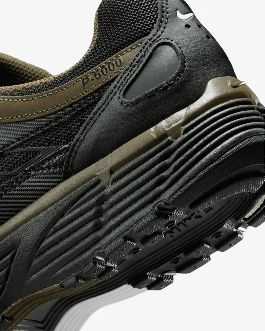 Кросівки Nike P-6000 IQ0298-010