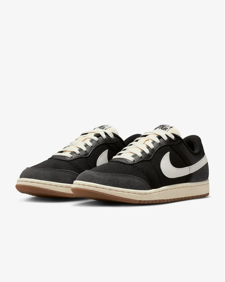 Кросівки Nike Air Jordan Skyline Low IQ0704-001