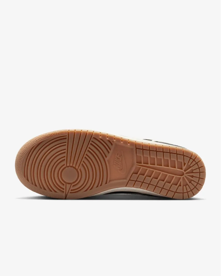 Кросівки Nike Air Jordan Skyline Low IQ0704-001
