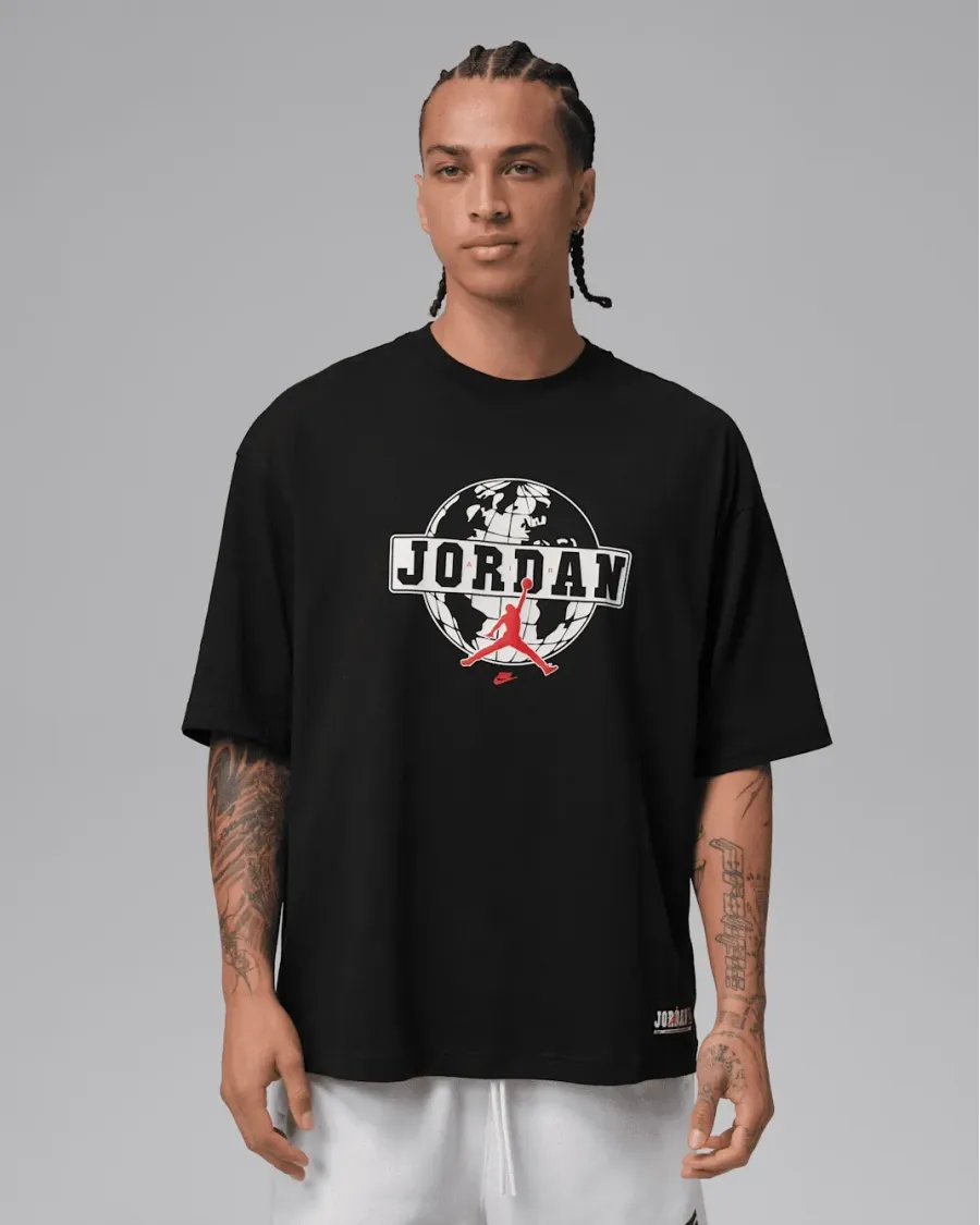 Футболка Nike Air Jordan Graphic Oversized IQ0829-010