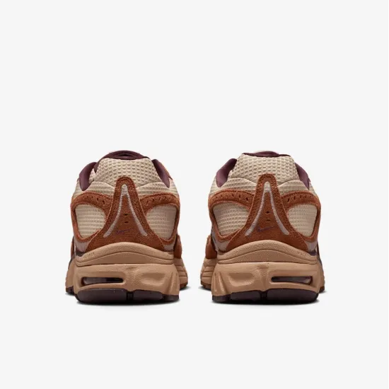Кросівки Nike Air Max Moto 2K IQ3410-281