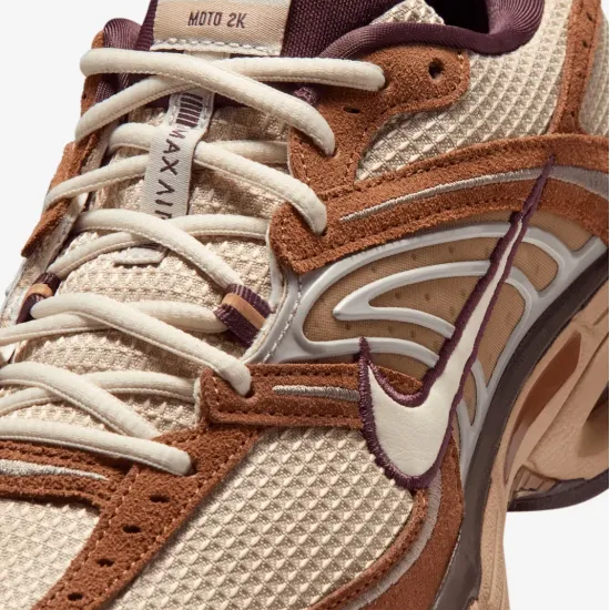 Кросівки Nike Air Max Moto 2K IQ3410-281