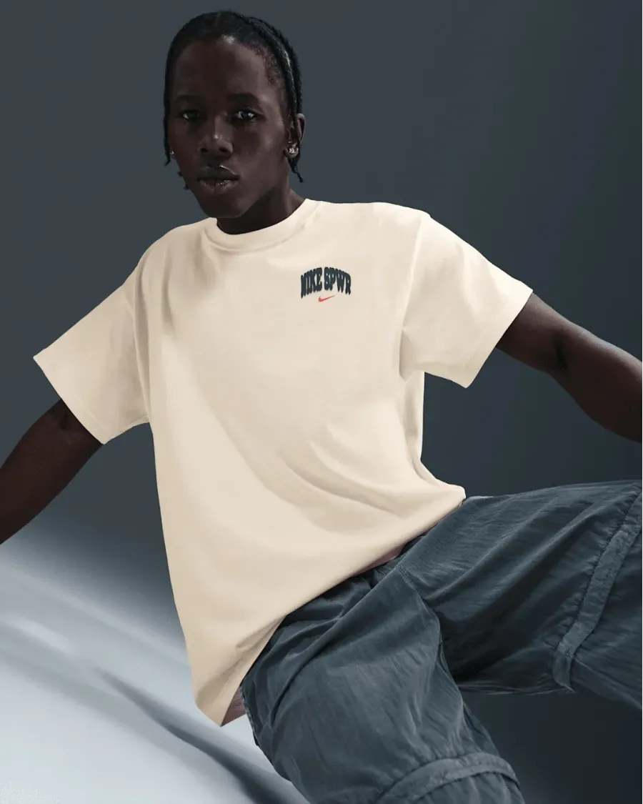 Футболка Nike Sportswear IQ5482-113