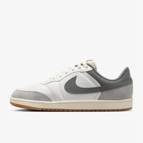 Кросівки Nike Air Jordan Skyline Low LE IQ6425-100