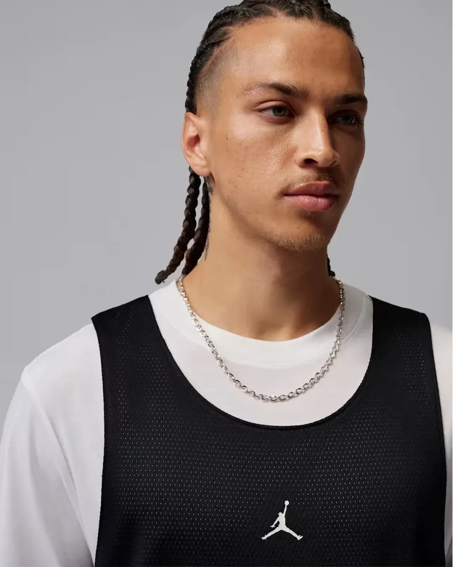 Футболка Nike Air Jordan Sport Dri-FIT IR0864-010