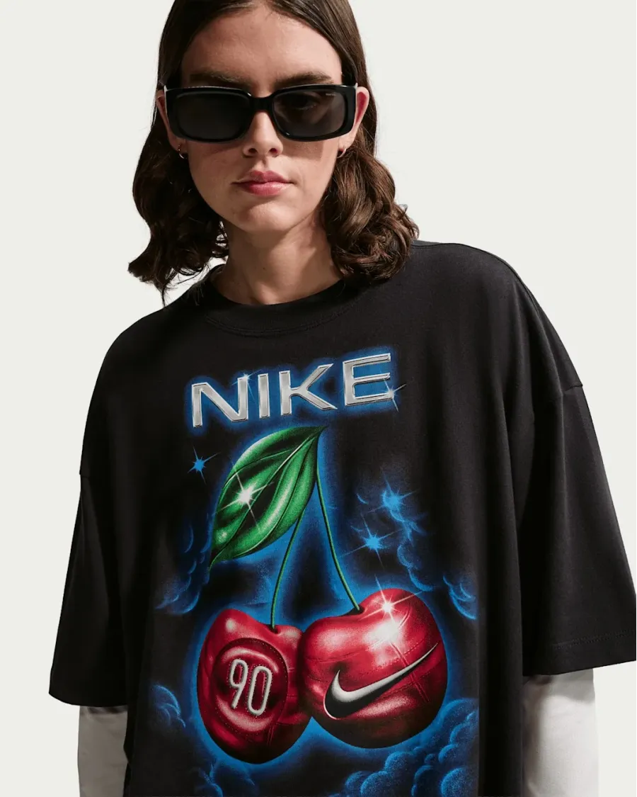Футболка Nike Sportswear Classic Oversized IR7836-010