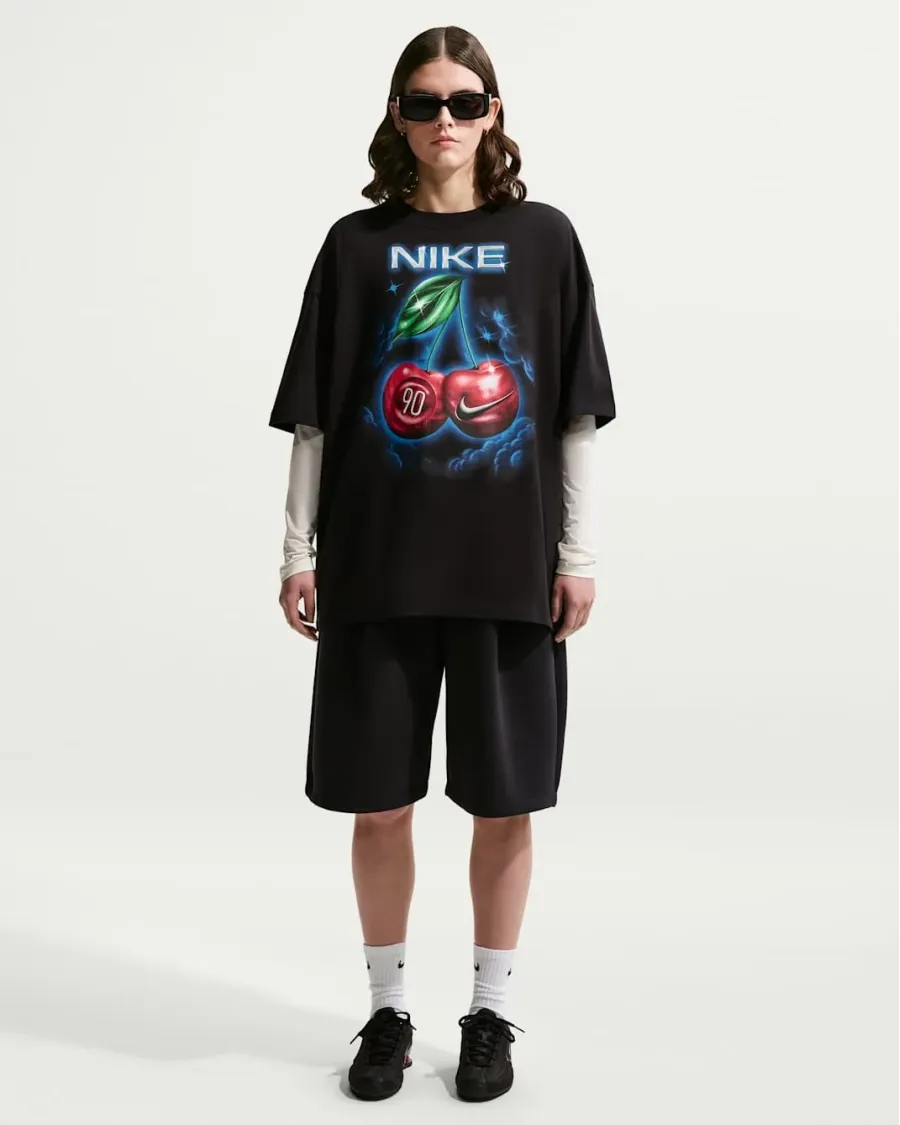 Футболка Nike Sportswear Classic Oversized IR7836-010