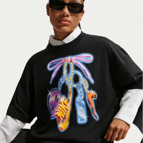 Футболка Nike Sportswear Classic Oversized IR7848-010