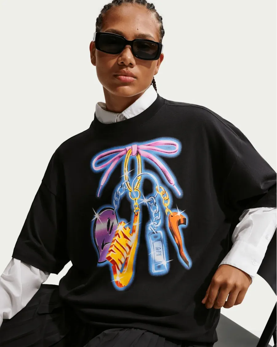 Футболка Nike Sportswear Classic Oversized IR7848-010