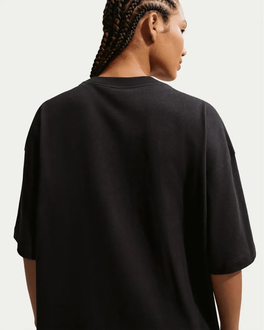 Футболка Nike Sportswear Classic Oversized IR7848-010