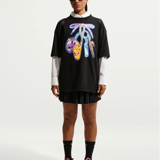 Футболка Nike Sportswear Classic Oversized IR7848-010
