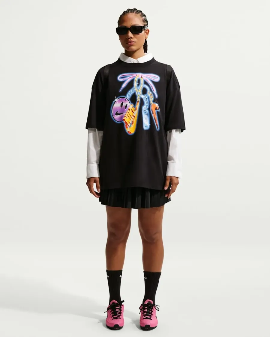 Футболка Nike Sportswear Classic Oversized IR7848-010